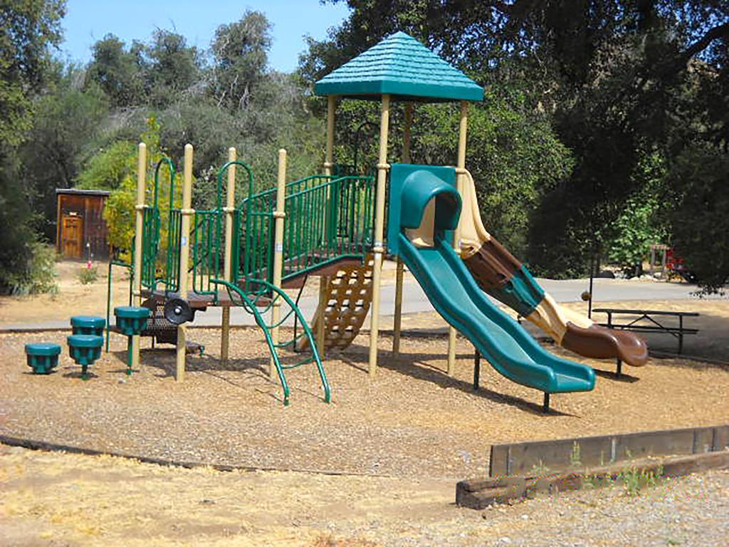 Oakzanita Springs Camping Resort Cottage 3 Descanso Exterior foto